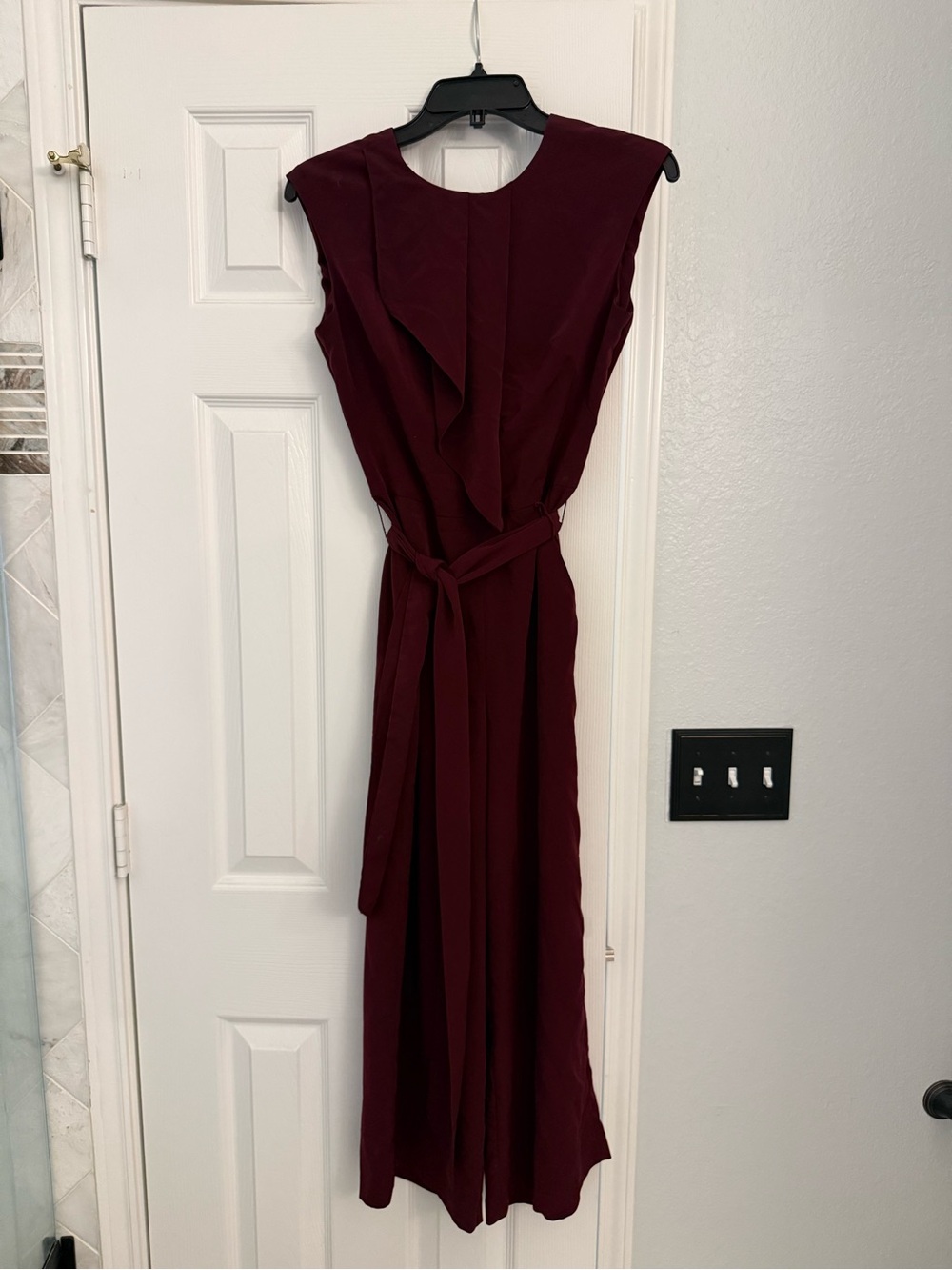CALVIN KLEIN Sleeveless Burgundy Belted Jumpsuit